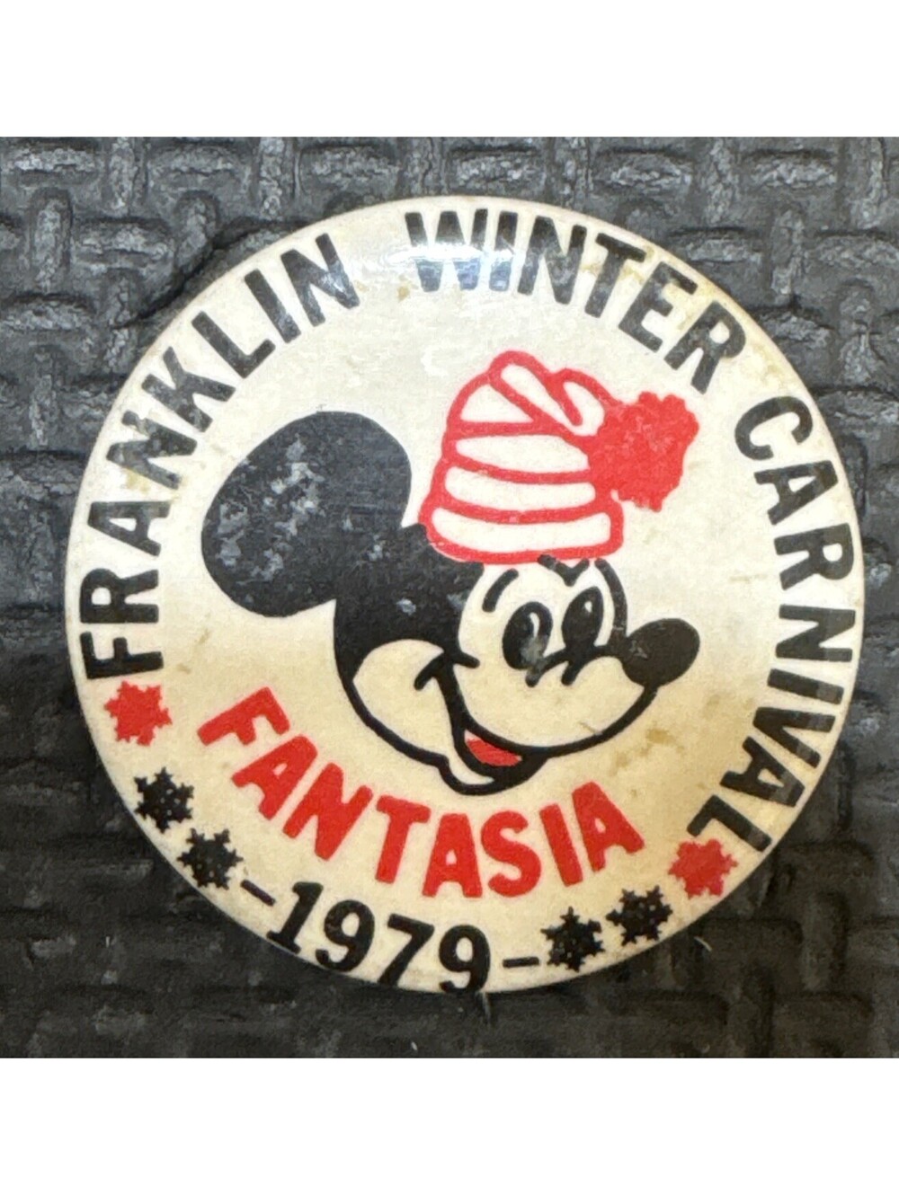 Vintage  New Hampshire Pin Back | Franklin Winter Carnival | Fantasia 1979